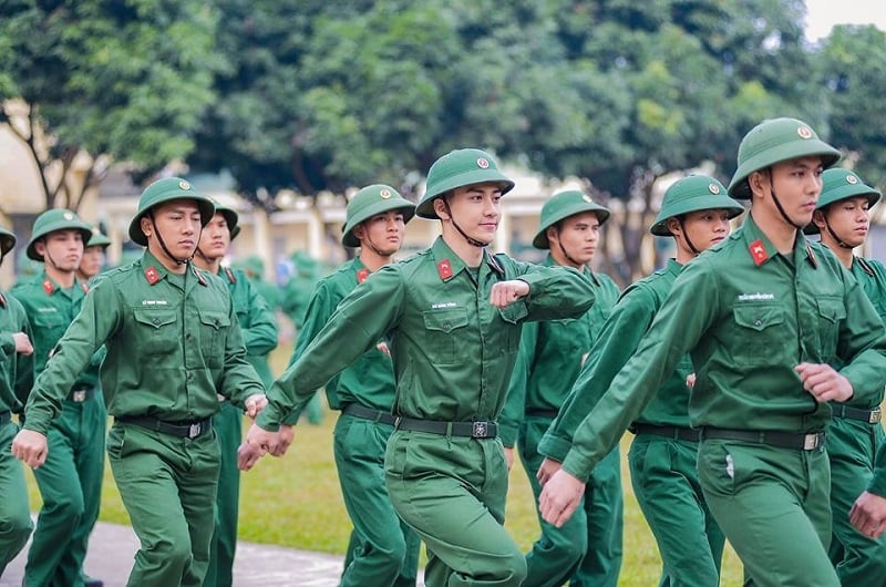 Cận bao nhiêu độ không đi nghĩa vụ quân sự? Quy định 2025